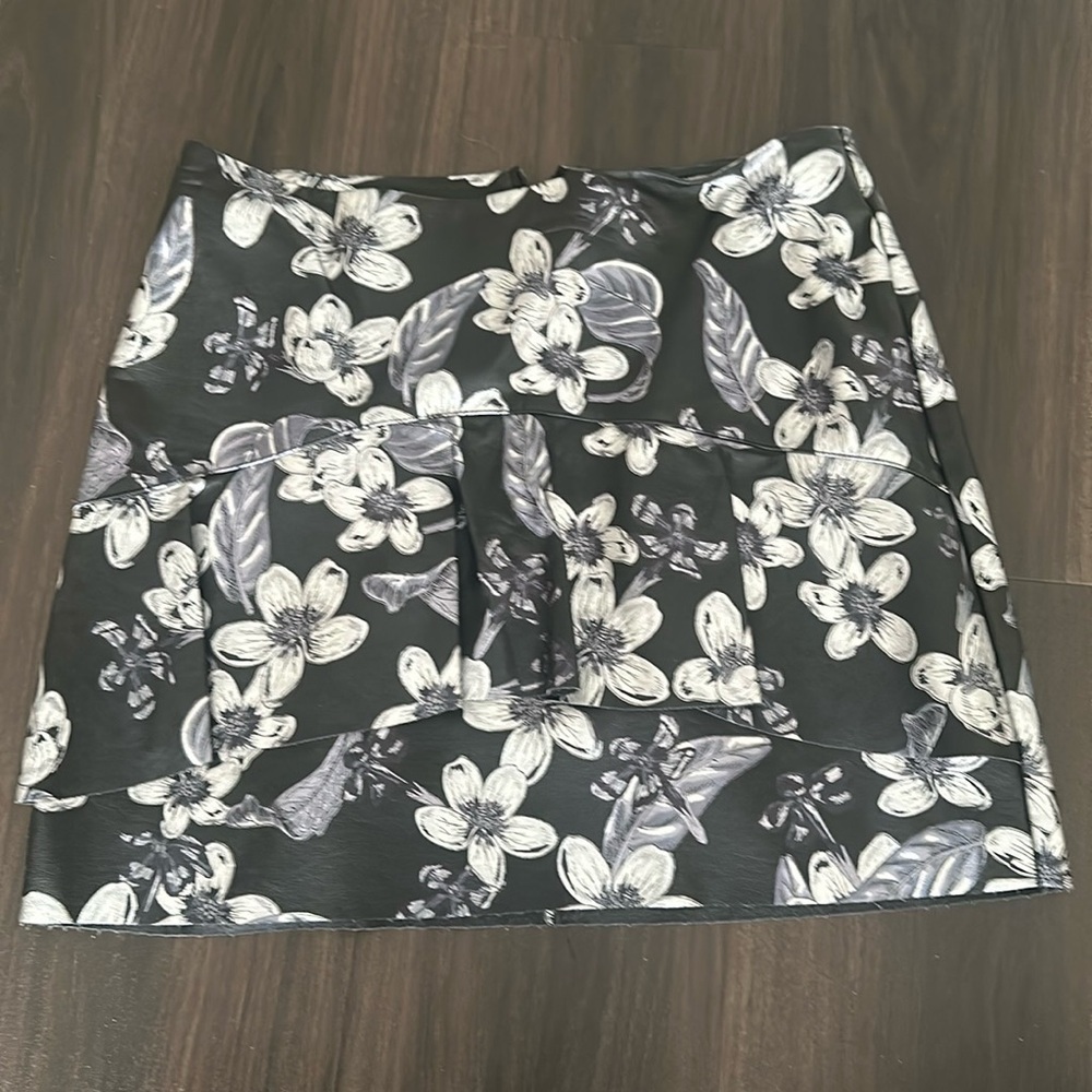 Zara Basics skirt